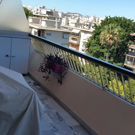 Moderne Californie Apartment Cannes